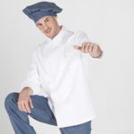 Chaqueta Cocina Unisex BOTON FORRADO M/L: Estilo y Comodidad en la Cocina
