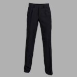 Pantalón Camarero con Pinza: Comodidad y Estilo en el Entorno Laboral.